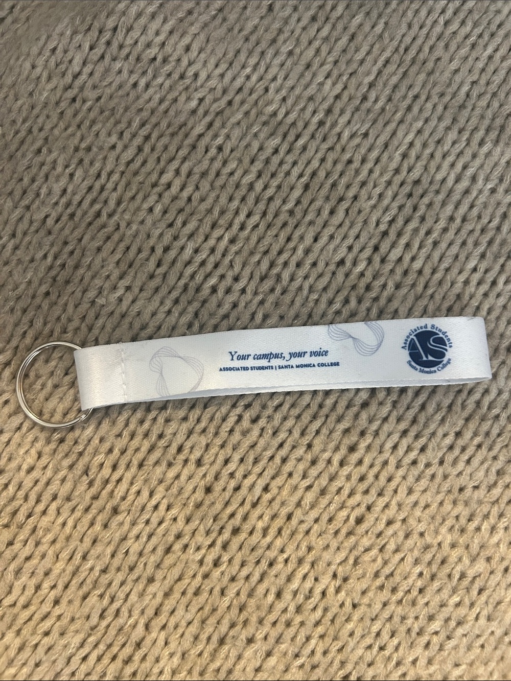 Santa Monica College Associated Students White Keyring Strap / New Never Used